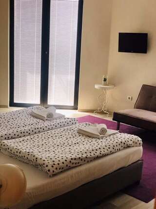 Отель Executive Rooms and Suites Play Велико-Тырново Двухместный номер с 1 кроватью или 2 отдельными кроватями-6